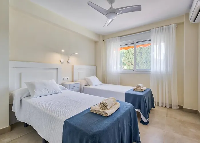 Sur Suites Alhambra